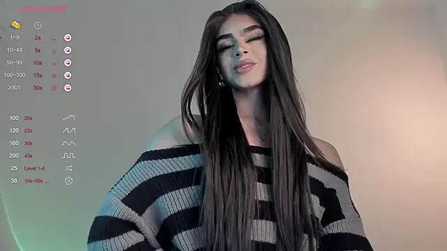 Snapshot of sweetest_bella chatting on December 29, 2024, 9:30 pm sweetest bella online show from December 29, 2024, 9:30 pm