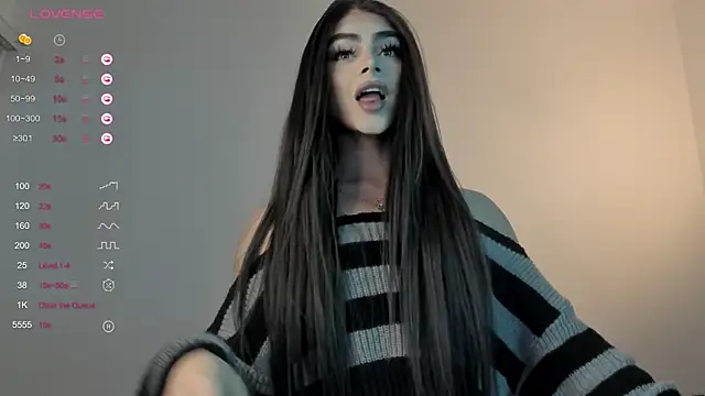 Snapshot of sweetest_bella chatting on February 11, 2025, 9:14 pm sweetest bella online show from February 11, 2025, 9:14 pm