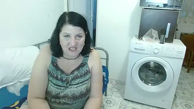 RidemerafSuzana online show from January 31, 2025, 2:28 pm