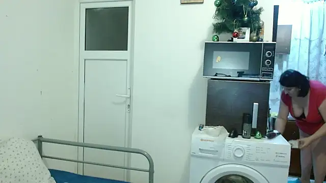 RidemerafSuzana online show from February 23, 2025, 6:12 pm