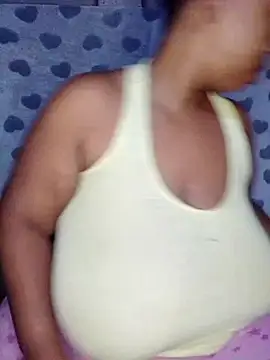 winterqueenx online show from January 8, 2025, 3:29 am