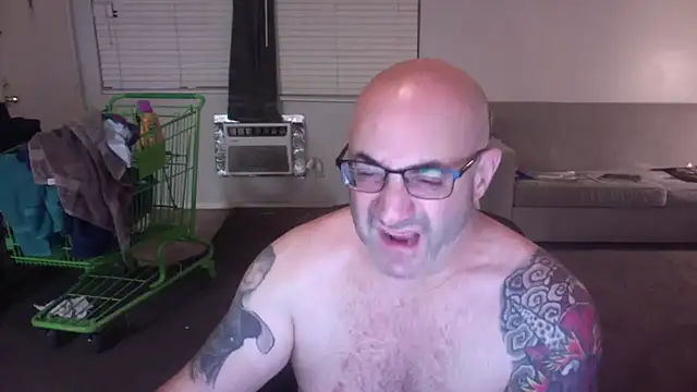 Snapshot of palidin1 chatting on November 26, 2025, 1:23 pm palidin1 online show from November 26, 2025, 1:23 pm