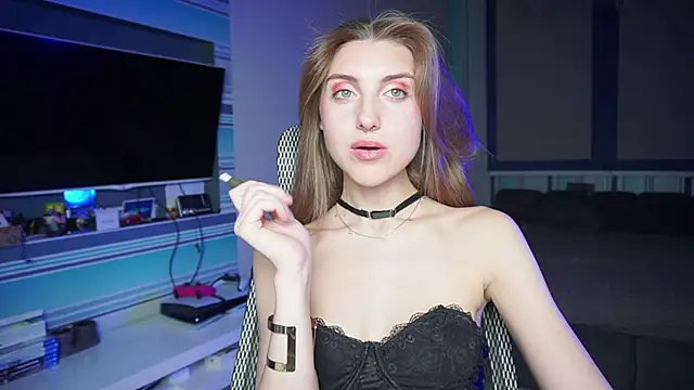 Snapshot of CassiaBlade1 chatting on September 26, 2025, 4:44 pm CassiaBlade1 online show from September 26, 2025, 4:44 pm