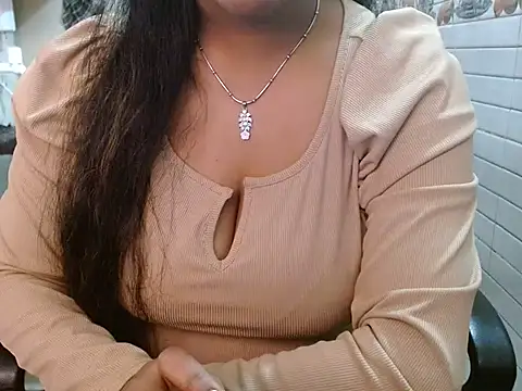 LovingPihu online show from February 11, 2026, 5:45 am