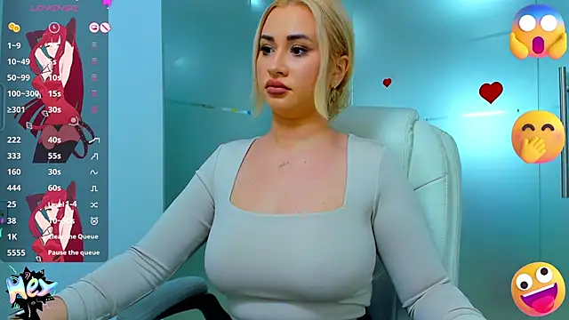 Snapshot of sassy_madeline chatting on January 24, 2025, 4:16 am sassy madeline online show from January 24, 2025, 4:16 am