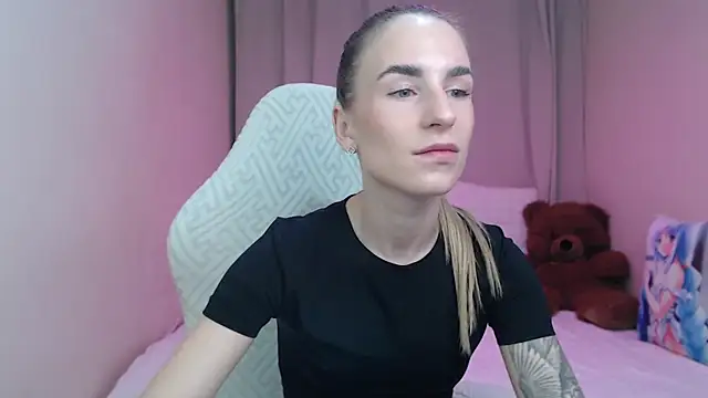 DeboraHorny online show from March 26, 2026, 7:14 am