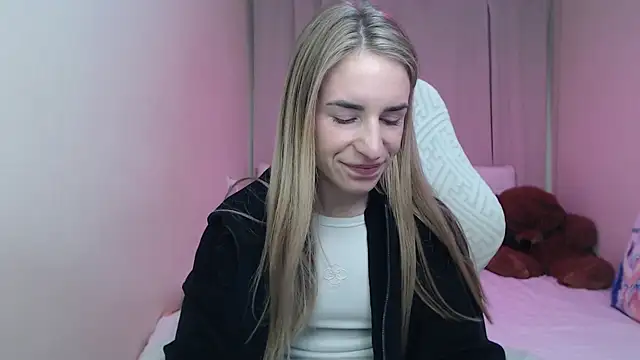 DeboraHorny online show from April 26, 2026, 6:11 am