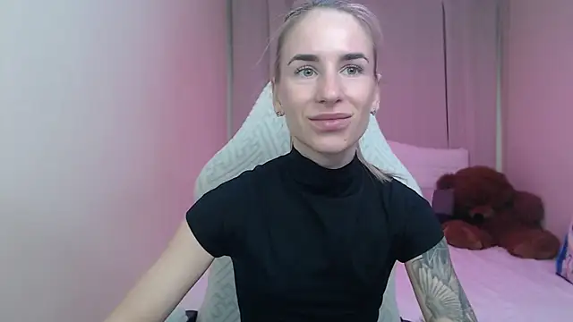 DeboraHorny online show from April 27, 2026, 6:11 am