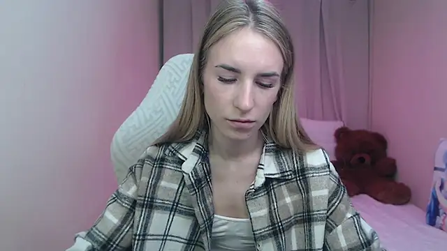 DeboraHorny online show from May 4, 2026, 6:09 am