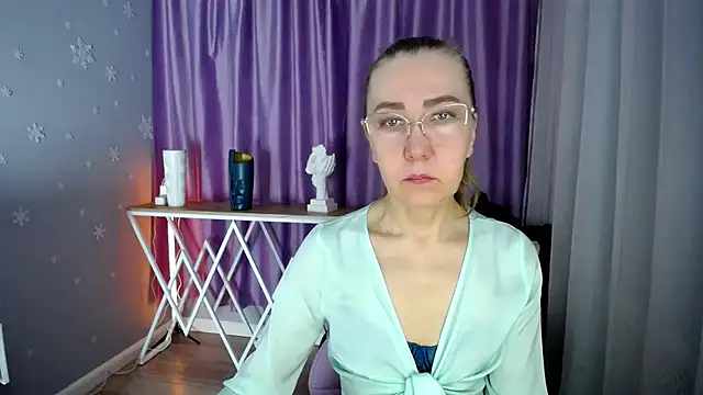 Snapshot of queen_a_n_i chatting on January 29, 2025, 7:57 am queen a n i online show from January 29, 2025, 7:57 am