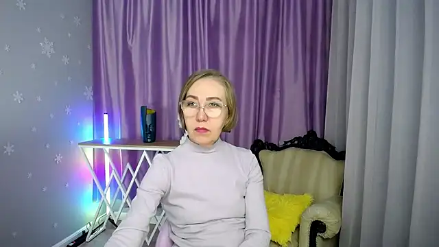 Snapshot of queen_a_n_i chatting on November 27, 2025, 9:00 am queen a n i online show from November 27, 2025, 9:00 am