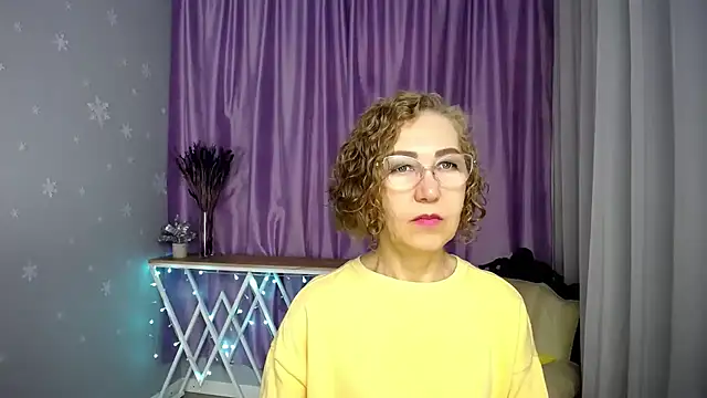queen a n i online show from June 13, 2026, 3:59 am