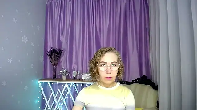 queen a n i online show from July 13, 2026, 7:11 am