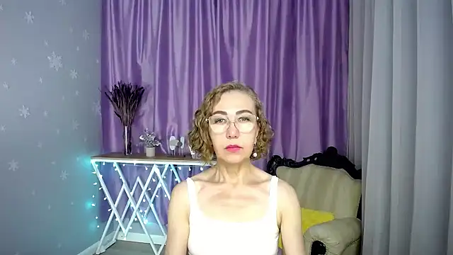 queen a n i online show from July 27, 2026, 10:00 am