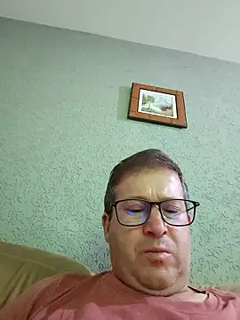 Snapshot of tavio1 chatting on January 11, 2026, 12:26 am tavio1 online show from January 11, 2026, 12:26 am