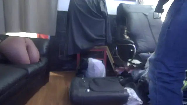 Snapshot of TheHellBilly chatting on February 17, 2026, 10:23 am TheHellBilly online show from February 17, 2026, 10:23 am