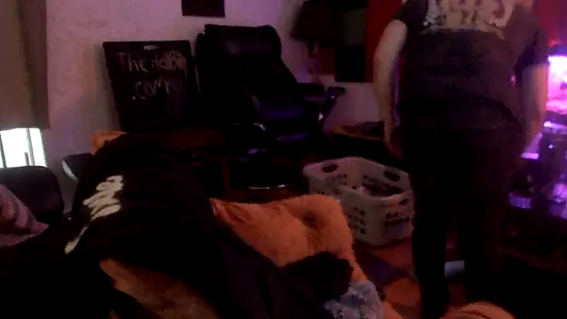 Snapshot of TheHellBilly chatting on March 6, 2026, 3:19 pm TheHellBilly online show from March 6, 2026, 3:19 pm