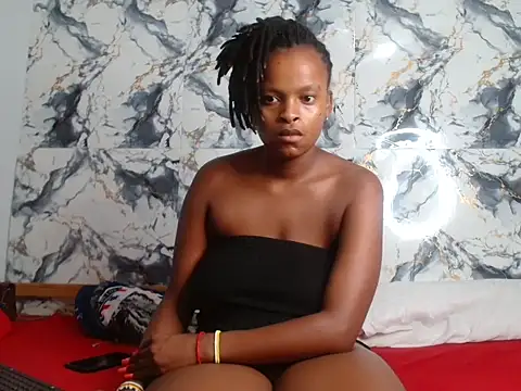 Snapshot of BlondQ2003 chatting on March 27, 2026, 3:12 am BlondQ2003 online show from March 27, 2026, 3:12 am