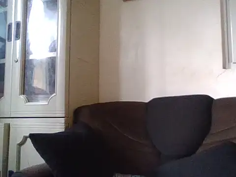 Snapshot of h0ney_lips chatting on October 15, 2025, 11:27 pm h0ney lips online show from October 15, 2025, 11:27 pm