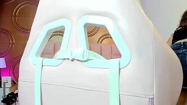 Snapshot of valeriaa19 chatting on February 23, 2025, 8:39 am valeriaa19 online show from February 23, 2025, 8:39 am