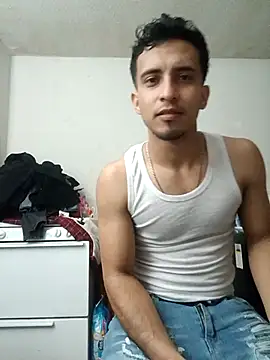 Snapshot of Torresmor chatting on February 9, 2026, 6:17 am Torresmor online show from February 9, 2026, 6:17 am