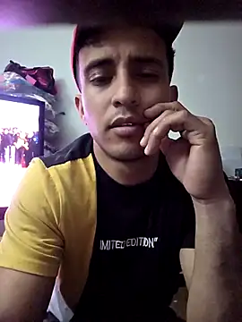 Snapshot of Torresmor chatting on March 24, 2026, 4:50 am Torresmor online show from March 24, 2026, 4:50 am