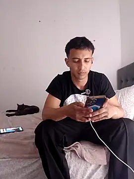 Snapshot of Torresmor chatting on April 2, 2026, 4:54 am Torresmor online show from April 2, 2026, 4:54 am