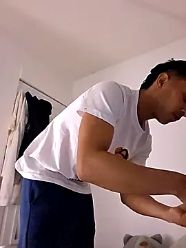 Snapshot of Torresmor chatting on April 5, 2026, 10:01 am Torresmor online show from April 5, 2026, 10:01 am