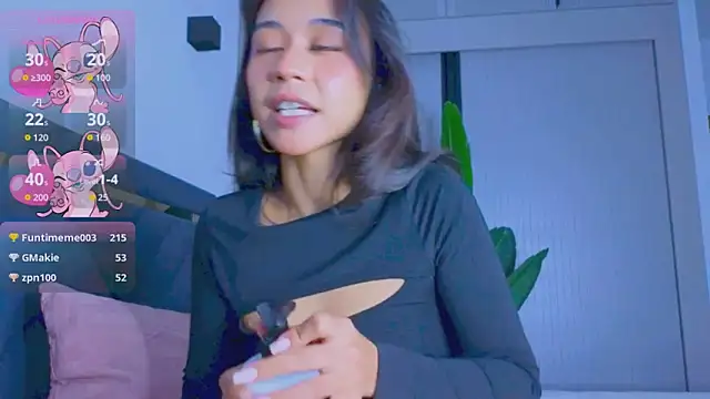 Mia Tin online show from October 5, 2025, 5:00 pm