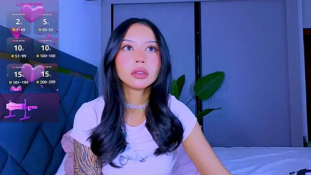 Mia Tin online show from April 26, 2026, 4:48 pm