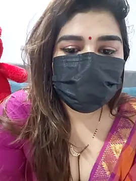 Alisha  Arora online show from July 29, 2026, 7:23 pm