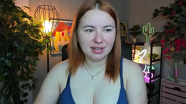 LAYLAxSTAR online show from September 18, 2025, 6:37 am