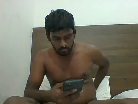 Slavebottombdsm09 online show from December 4, 2025, 2:48 pm