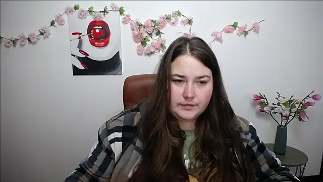 Snapshot of XX_Daniella_XX chatting on November 17, 2025, 8:42 am XX Daniella XX online show from November 17, 2025, 8:42 am