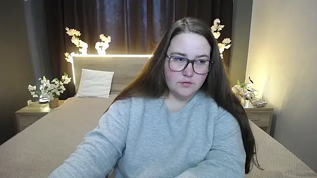 XX Daniella XX online show from April 29, 2026, 6:39 am