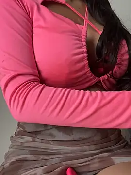 Snapshot of DulceMya6 chatting on July 7, 2026, 12:31 pm DulceMya6 online show from July 7, 2026, 12:31 pm