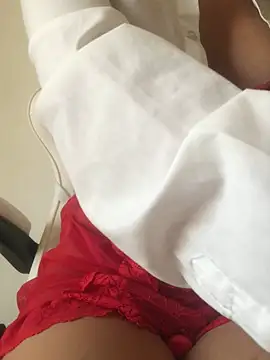 Snapshot of DulceMya6 chatting on July 30, 2026, 12:37 pm DulceMya6 online show from July 30, 2026, 12:37 pm