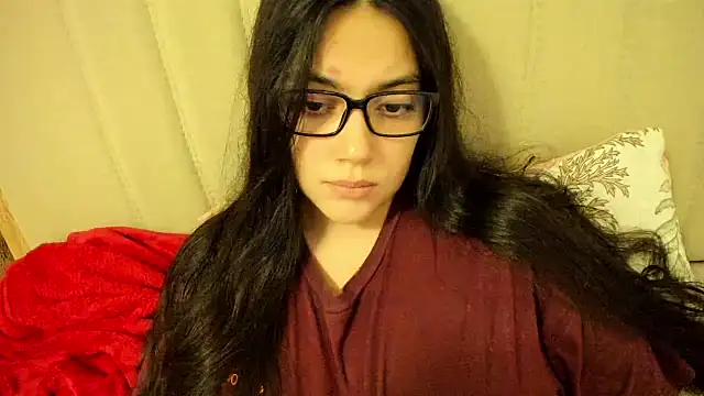 roniewester online show from June 17, 2026, 12:02 am