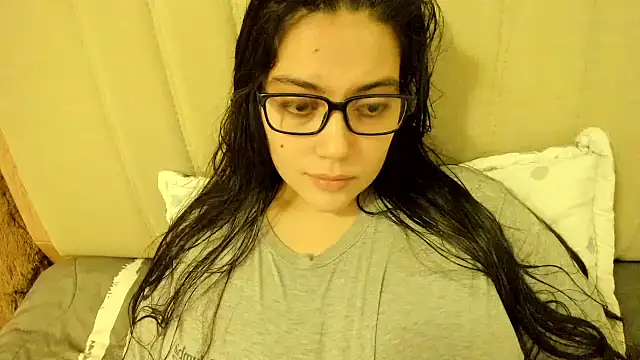 roniewester online show from June 19, 2026, 11:30 pm