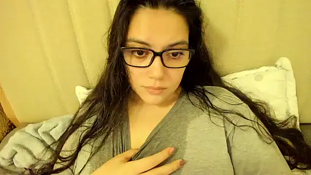 roniewester online show from June 24, 2026, 12:20 am