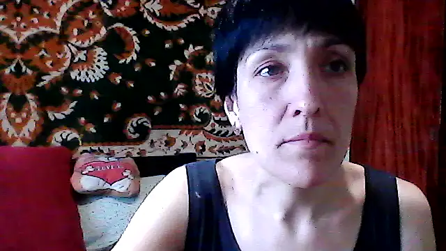 SunnyAmorre online show from March 9, 2026, 12:42 pm