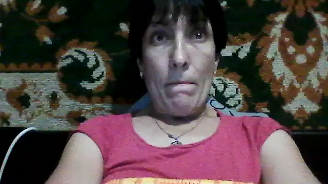 SunnyAmorre online show from June 7, 2026, 8:23 pm