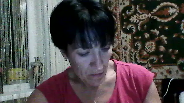 SunnyAmorre online show from June 12, 2026, 7:46 pm
