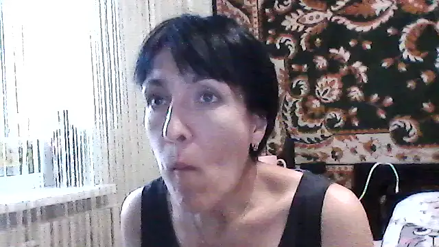 SunnyAmorre online show from June 15, 2026, 1:13 pm
