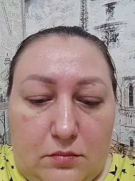 Rini333 online show from September 19, 2025, 6:48 am