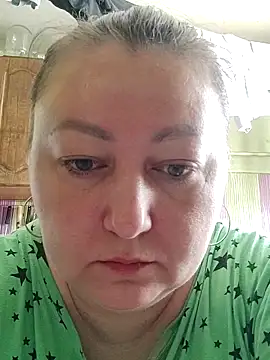 Snapshot of Rini333 chatting on May 3, 2026, 9:26 am Rini333 online show from May 3, 2026, 9:26 am