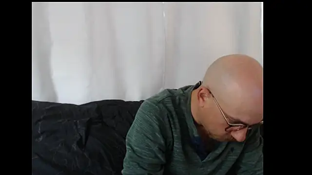 whiskyjane69 online show from September 16, 2025, 10:49 am