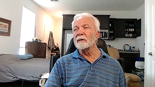 rockpoint69 online show from September 18, 2025, 2:41 pm