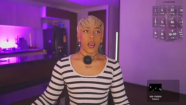 AmberRaus online show from January 9, 2026, 4:37 am