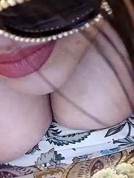 Srishtijain51 online show from July 6, 2026, 12:46 pm